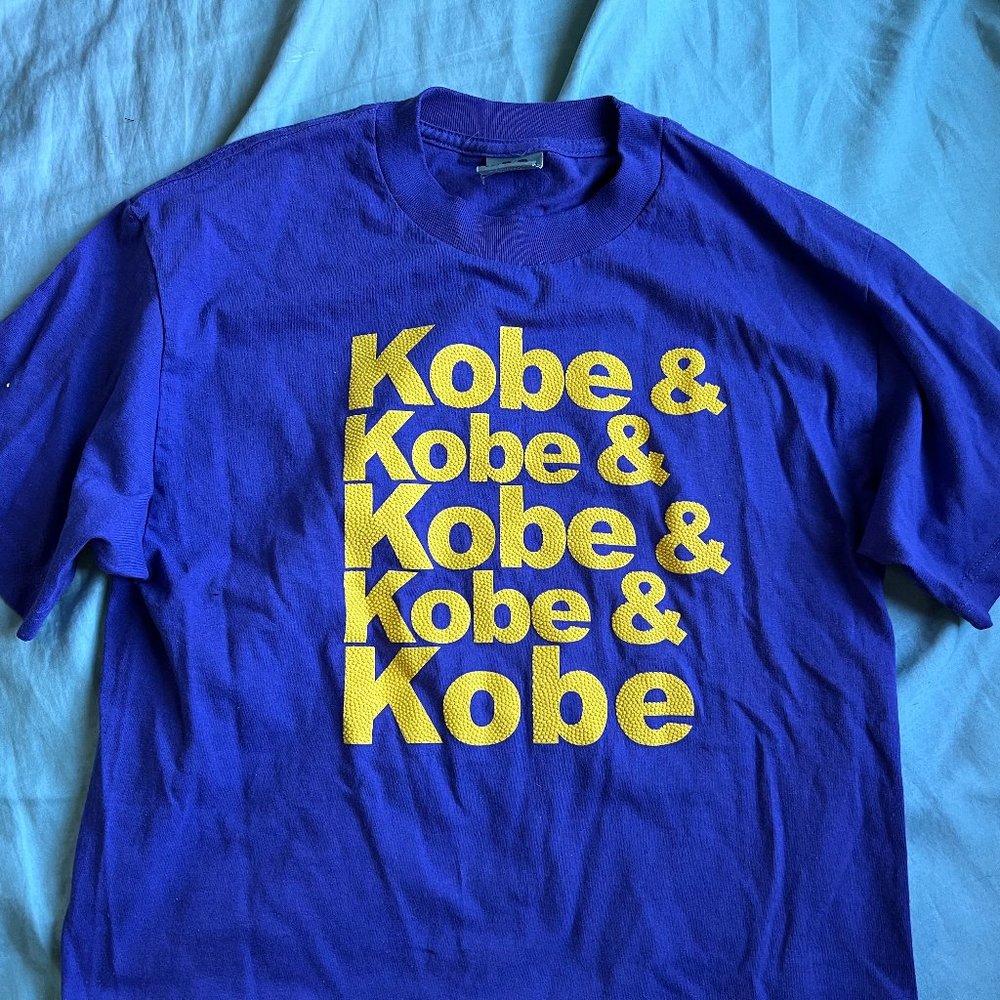 Undrcrwn x Kobe Bryant Lakers Tee Shirt Medium NWOT
